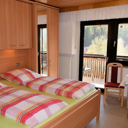 Gaestehaus Grau