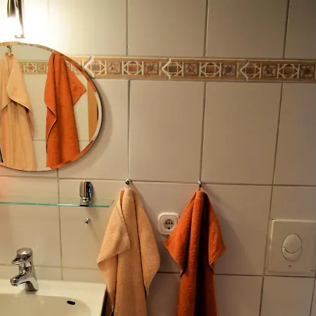 Отель Gaestehaus Grau