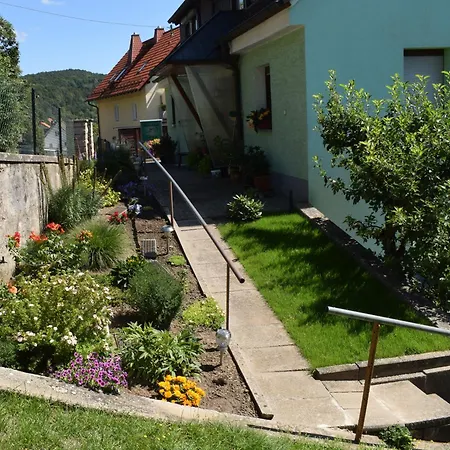 Gaestehaus Grau * Egloffstein