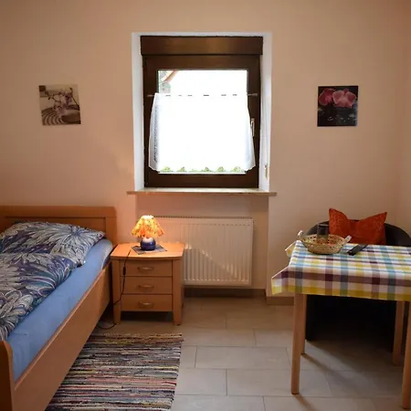 Gaestehaus Grau